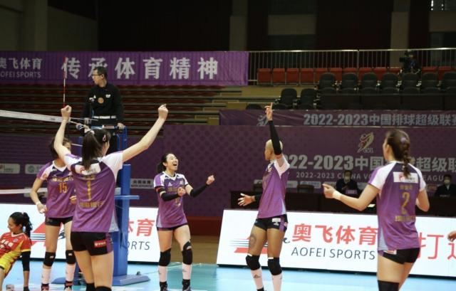 NBA直播-李盈莹+瓦尔加斯重炮施压 排超总决赛天津占先机